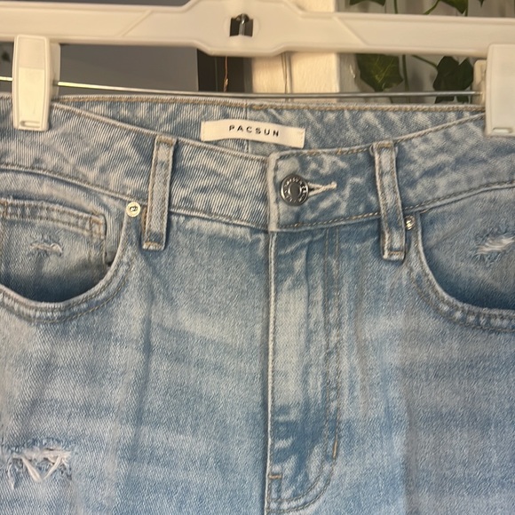 Pacsun Mom Jeans. - Picture 3 of 5